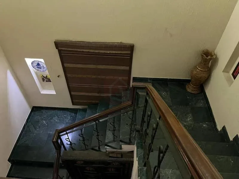 One Kanal Modern Bungalow for Sale in DHA Lahore