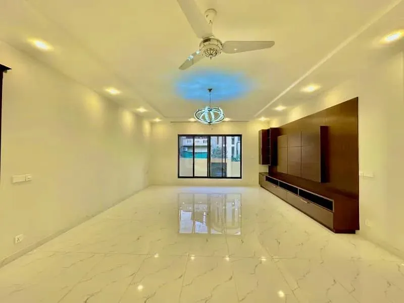 1 Kanal Corner House for Sale in DHA Phase 2