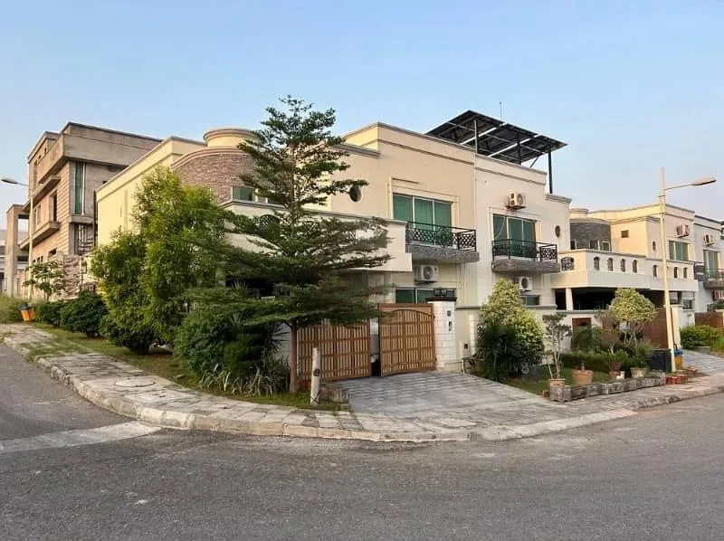 10 Marla Corner House for Sale in Zaraj Housing Society, Islamabad