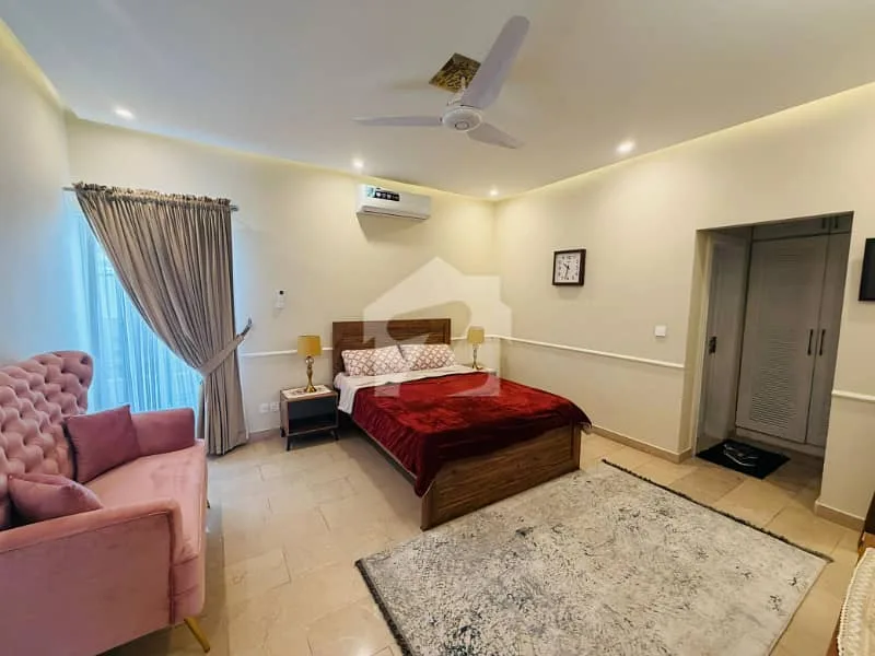 1 Kanal Luxury Villa for Sale in Top City 1 - Act Fast!