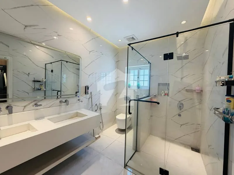 1 Kanal Luxury Villa for Sale in Top City 1 - Act Fast!