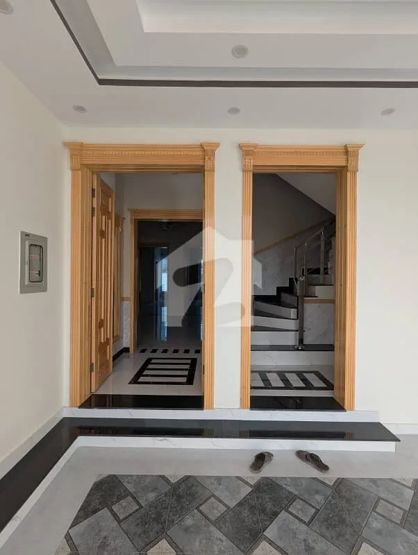 10 Marla Double Unit House in Islamabad Top City 1