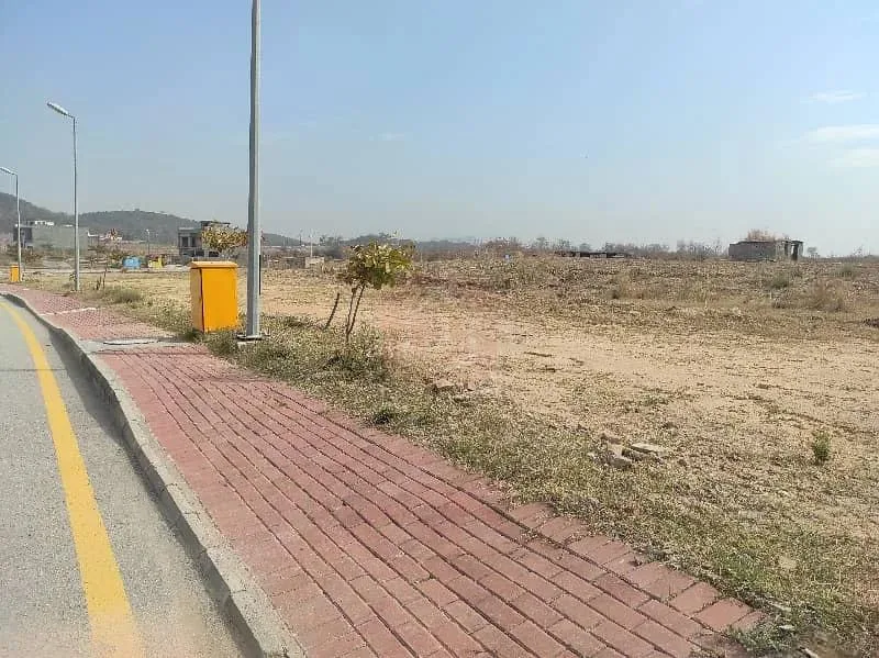 8 Marla Residential Plot Available in Sector J, Bahria Enclave Islamabad - Street 11