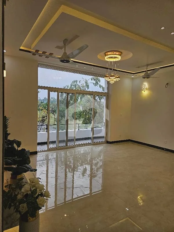 10 Marla House Available for Sale in Top City 1 - Block A