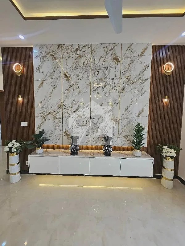 10 Marla House Available for Sale in Top City 1 - Block A
