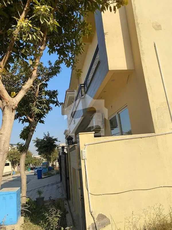 10 Marla Double Unit House for Sale in Top City 1, Islamabad