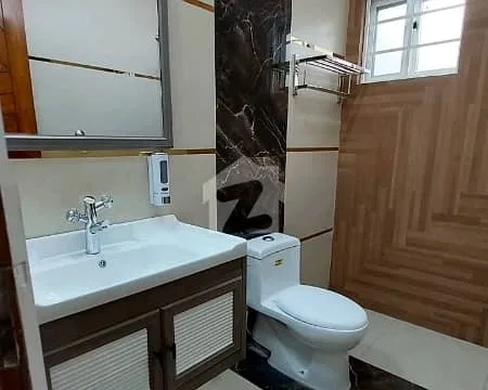 Ideal Investment Opportunity: House for Sale in Top City 1
