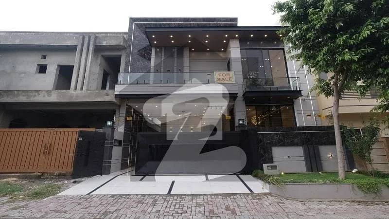 10 Marla Home Available in Top City 1