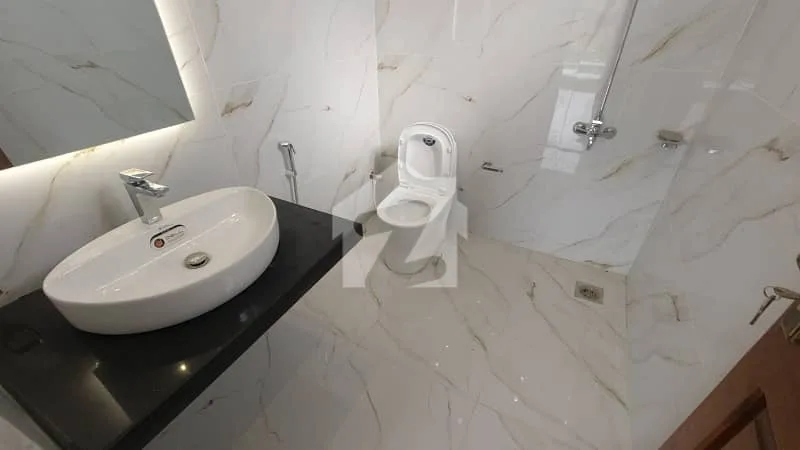 Prime Investment Opportunity in Top City 1