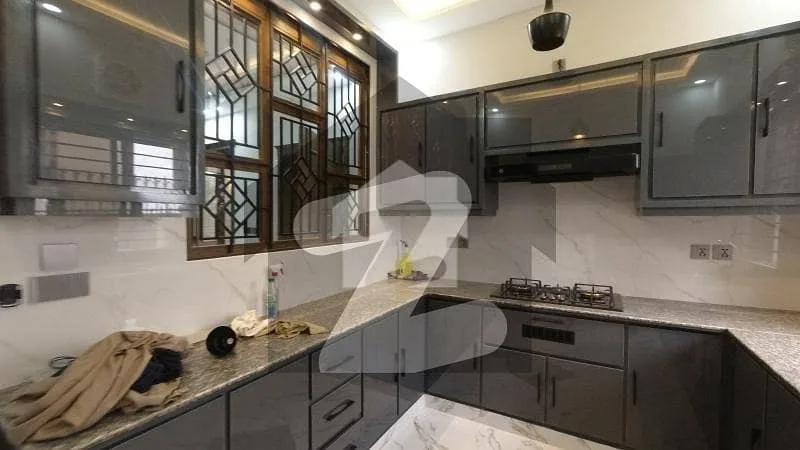 10 Marla House Available for PKR 54,500,000