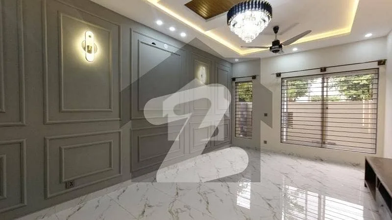 10 Marla House Available for PKR 54,500,000