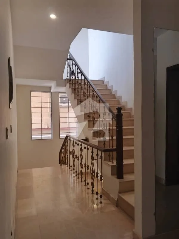 10 Marla House Available for Sale in Top City 1 - Block A