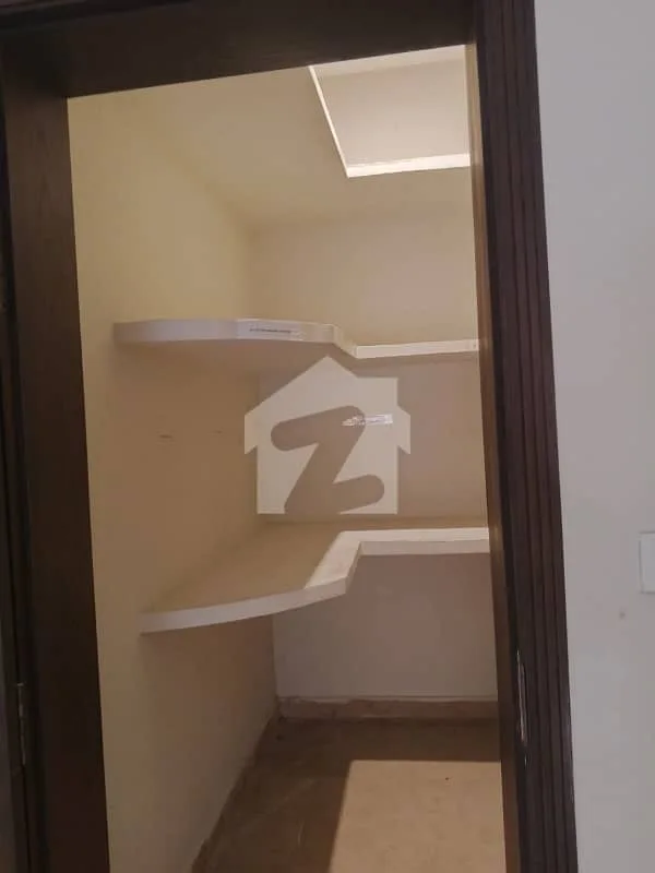 10 Marla House Available for Sale in Top City 1 - Block A