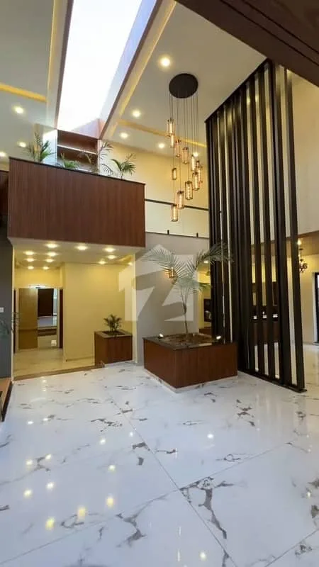 10 Marla House Available in Top City 1 - Block A at Competitive Price