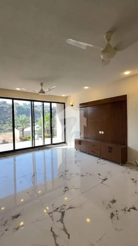 10 Marla House Available in Top City 1 - Block A at Competitive Price