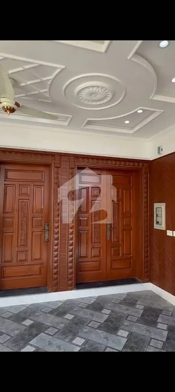 10 Marla House Available for Reservation in Top City 1