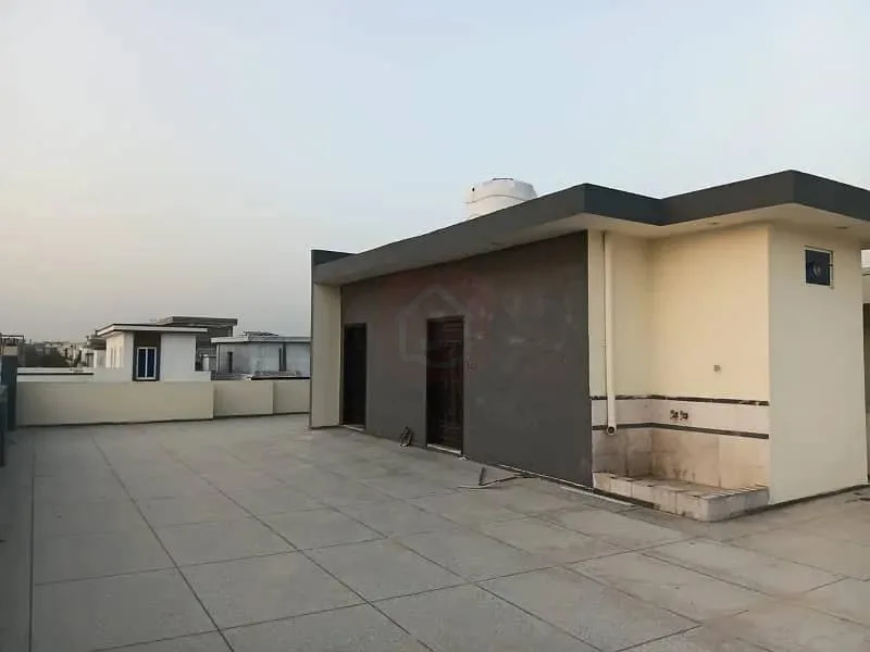 Brand New 10 Marla Sun-Faced Home in Top City 1