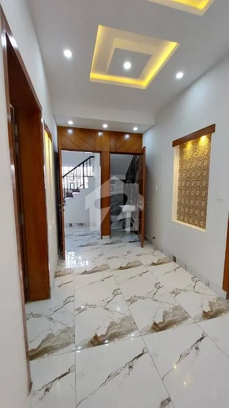 10 Marla House For Sale in Top City 1 - Block A