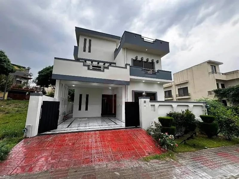 10 Marla Double Unit Home Available in DHA 2, Islamabad
