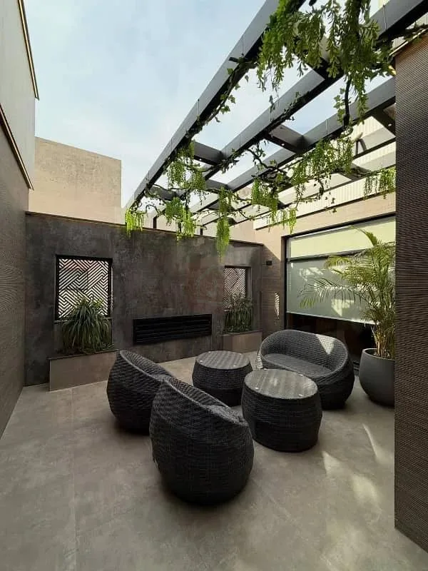 Stunning One Kanal Ultra-Modern Bungalow with Full Basement in DHA Lahore