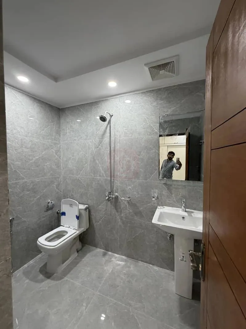 Ground Floor Flat Available in G-11, Islamabad
