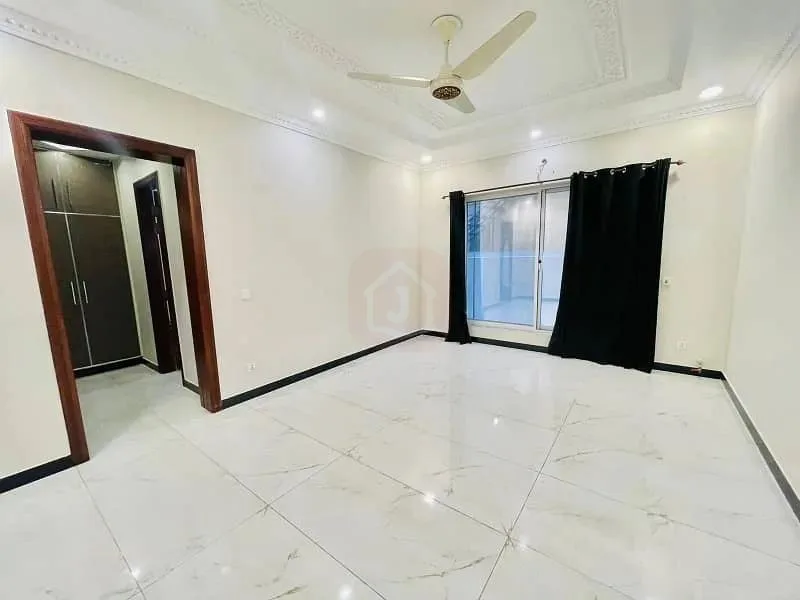 Newly Constructed 5 Bedroom Designer House for Sale