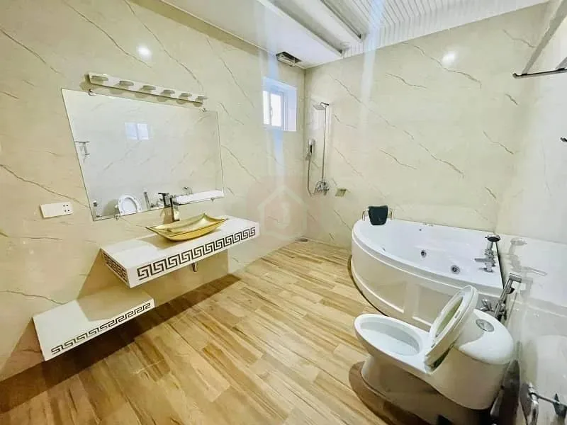Newly Constructed 5 Bedroom Designer House for Sale