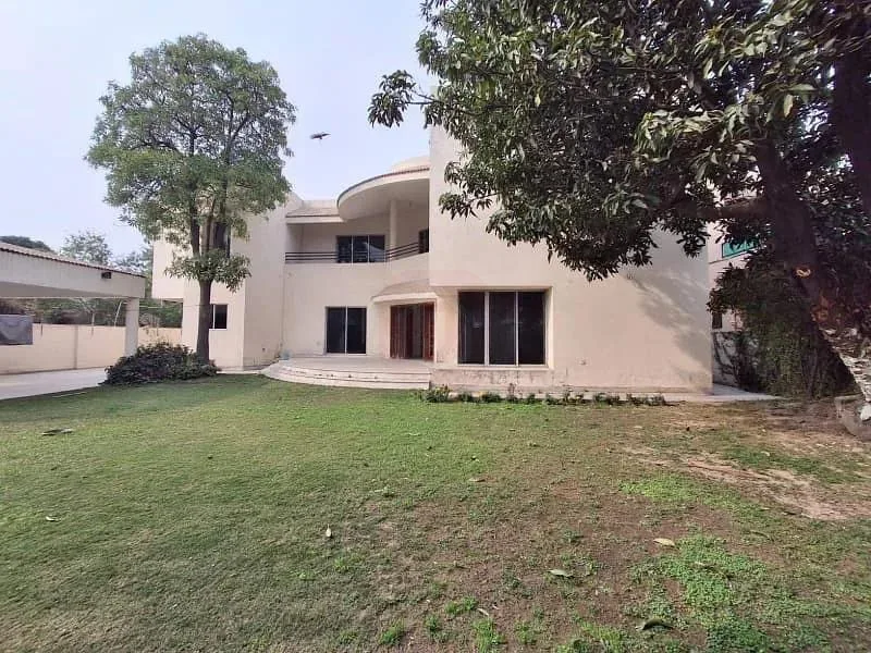 Stunning 2 Kanal Bungalow for Sale in Prime DHA Lahore Location