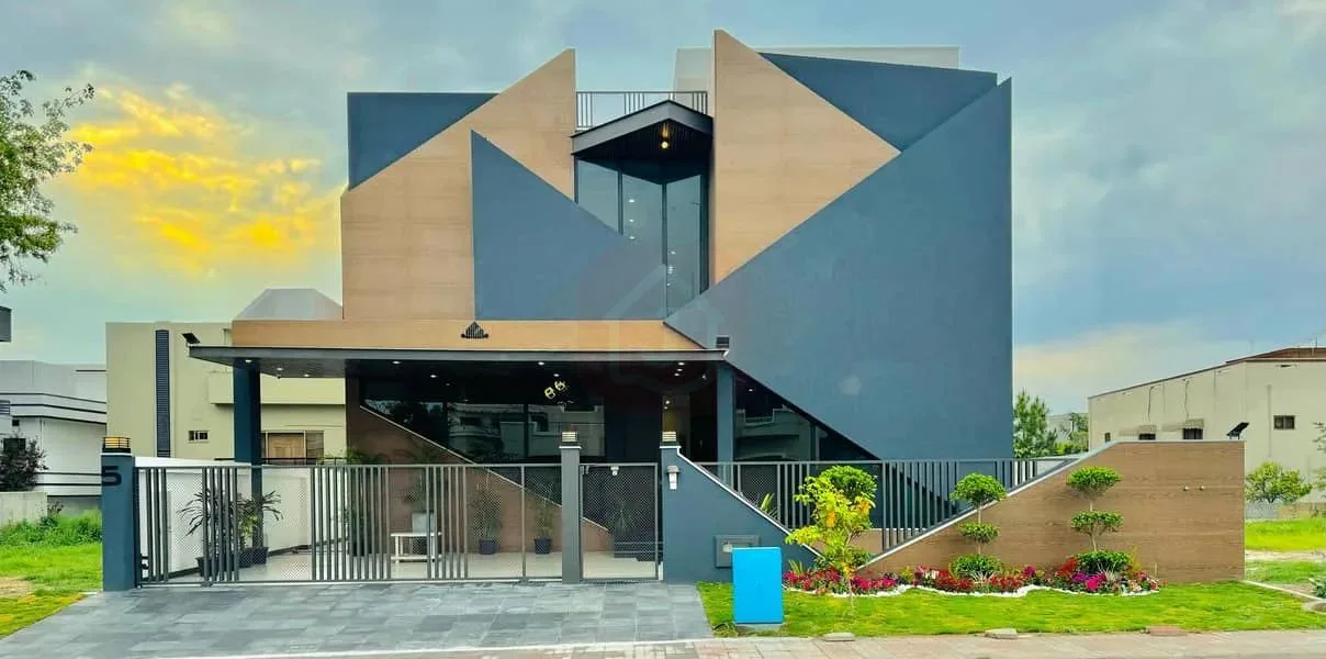 High-End Designer Home in DHA Defence Phase 2