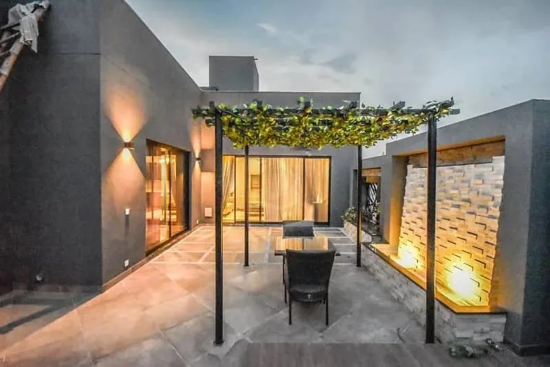 Exquisite 2 Kanal House Available in DHA Islamabad