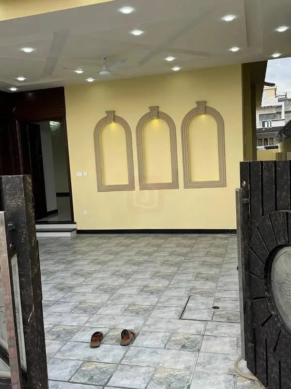 10 Marla House for Sale in Bahria Enclave Islamabad - Sector C2