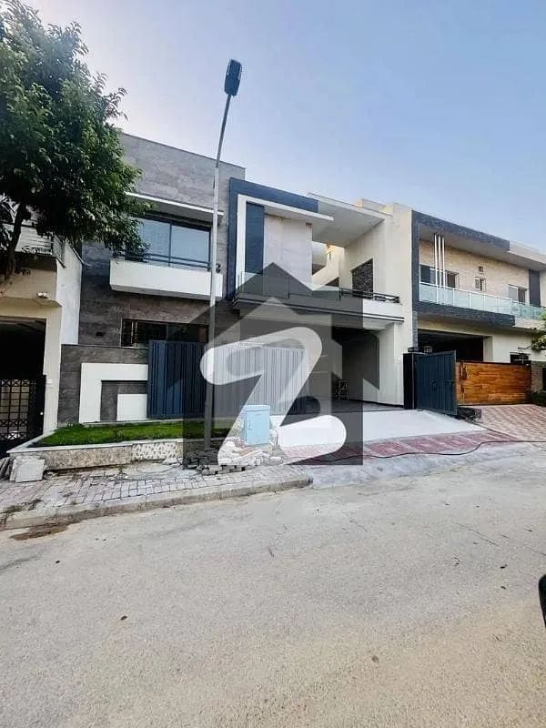 10 Marla House for Sale in Top City 1 - Block A