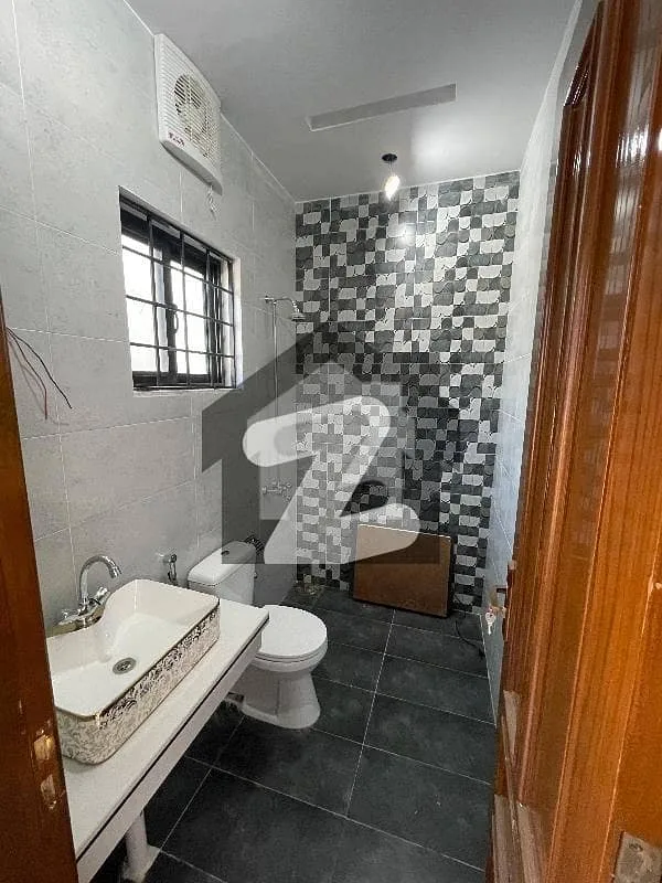 Stunning Mansion for Sale in A Block, Top City 1
