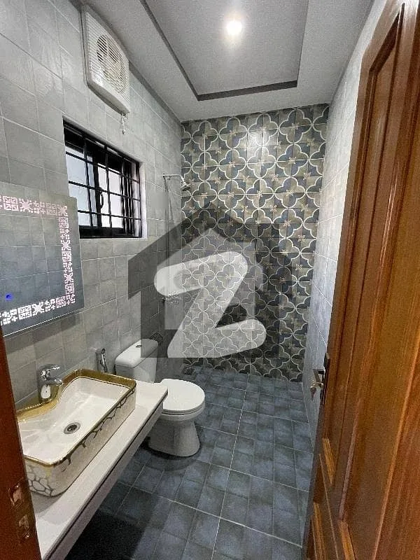 Stunning Mansion for Sale in A Block, Top City 1