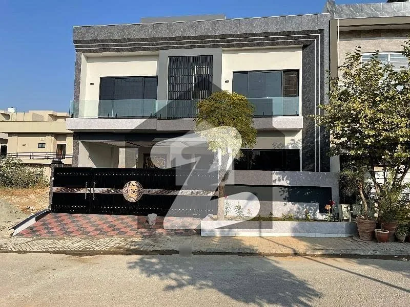 Stunning Mansion for Sale in A Block, Top City 1