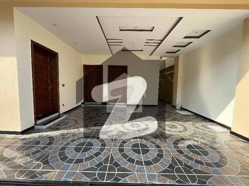 10 Marla House Available for Purchase