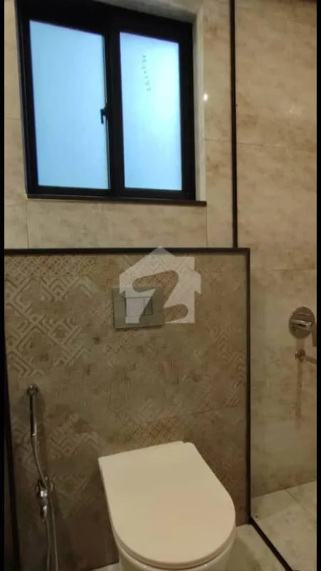 10 Marla House for Sale in Prime Location Close to Mosque, Park & Market