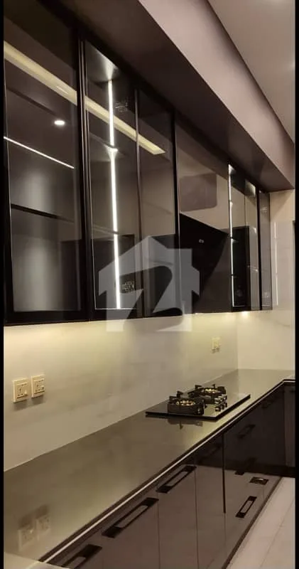 10 Marla House for Sale in Prime Location Close to Mosque, Park & Market
