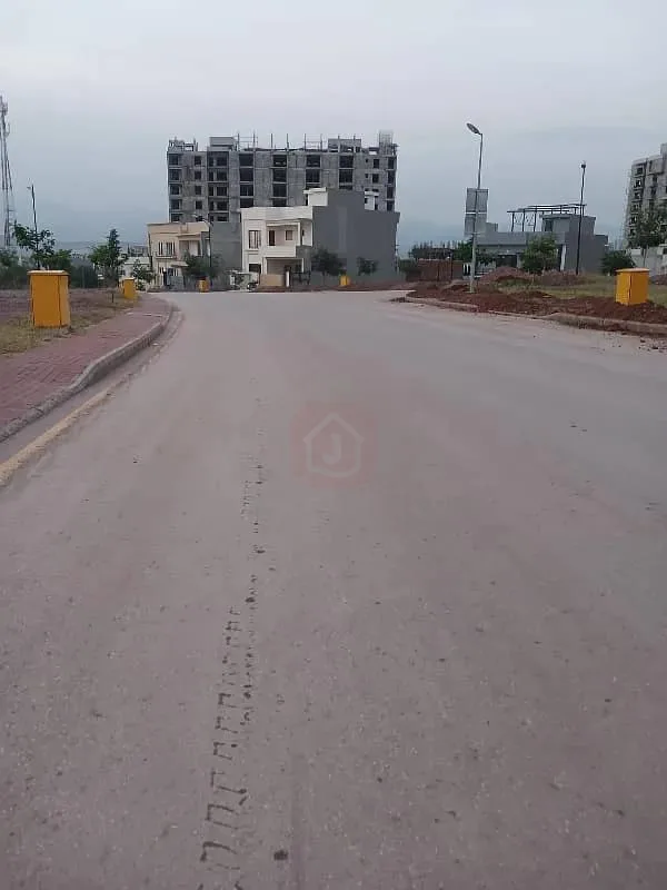 Prime 1 Kanal Plot Available in Bahria Enclave Islamabad, Sector F, Street 8 | P. U Paid