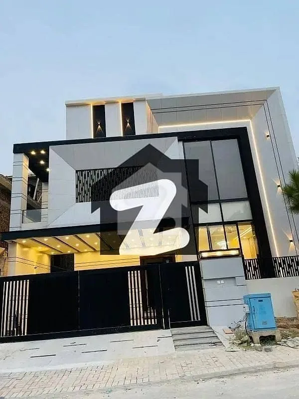 10 Marla House Available for Sale in Top City 1 - Block D