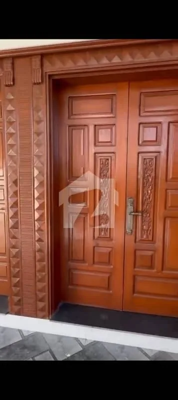 Spacious 20 Marla Home Available in Top City 1
