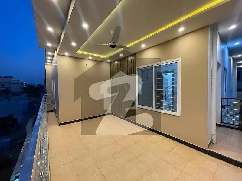 10 Marla House Available in Top City 1 - Block A