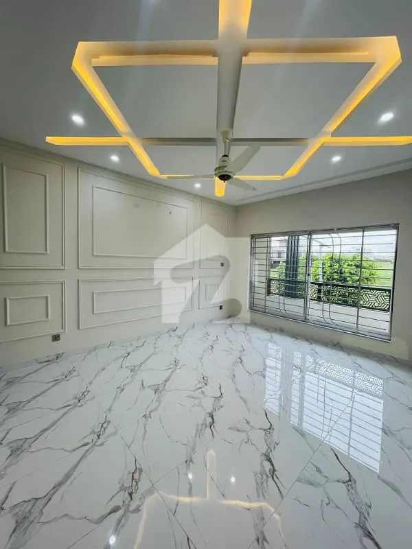Newly Built 10 Marla Home Available for Purchase