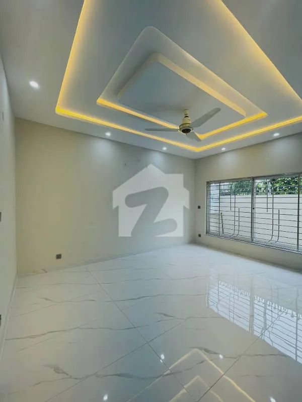 Newly Built 10 Marla Home Available for Purchase