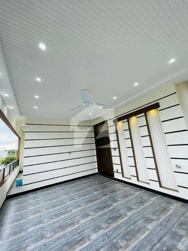 Newly Built 10 Marla Home Available for Purchase