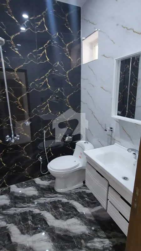 Newly Built 10 Marla Home Available for Purchase