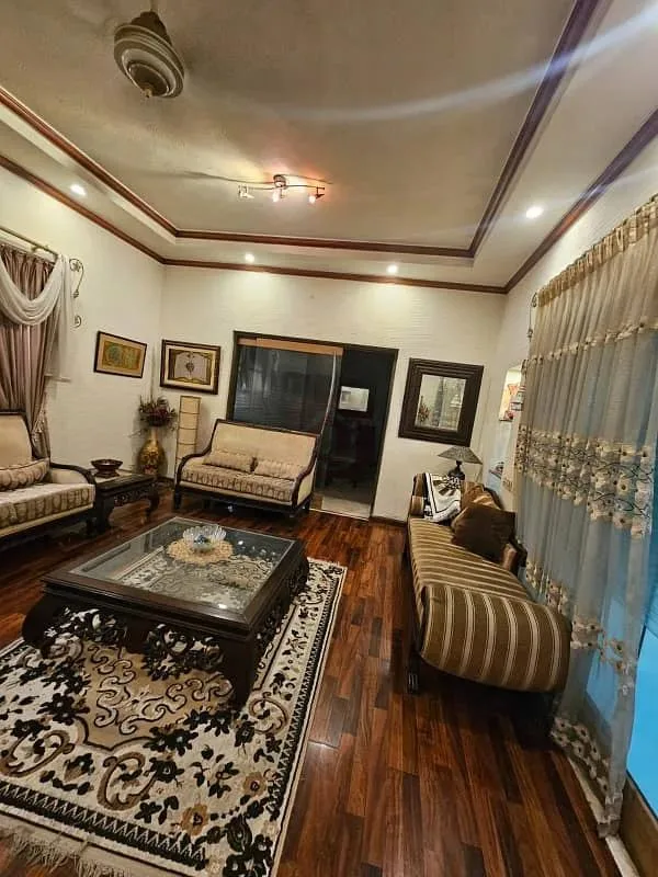 1 Kanal Bungalow for Sale in DHA Lahore - Prime Location