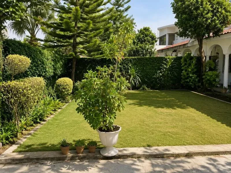 House for Sale in F-7/2 Islamabad, 80x120