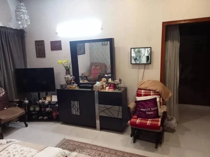 One Kanal Modern Bungalow for Sale in DHA Lahore Near Park and Market