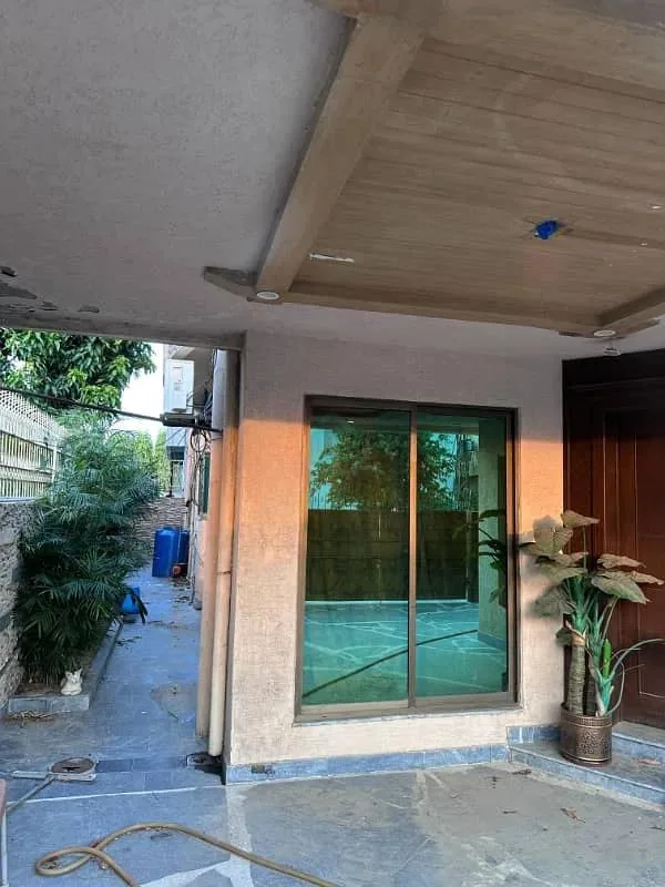 11 Marla Corner Bungalow for Sale in DHA Lahore Near Park and Market